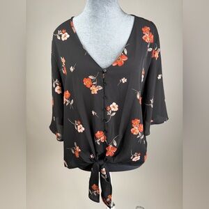 LUSH Floral Tie Front Blouse
Size Large